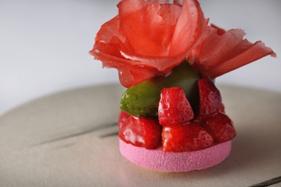 XvKlXeKDm7dlaTgD5AxA.jpg?w=940&h=940