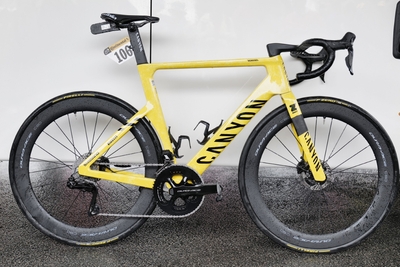 XvNaf0CEJ5GBlhmzc072.jpg?w=940&h=940