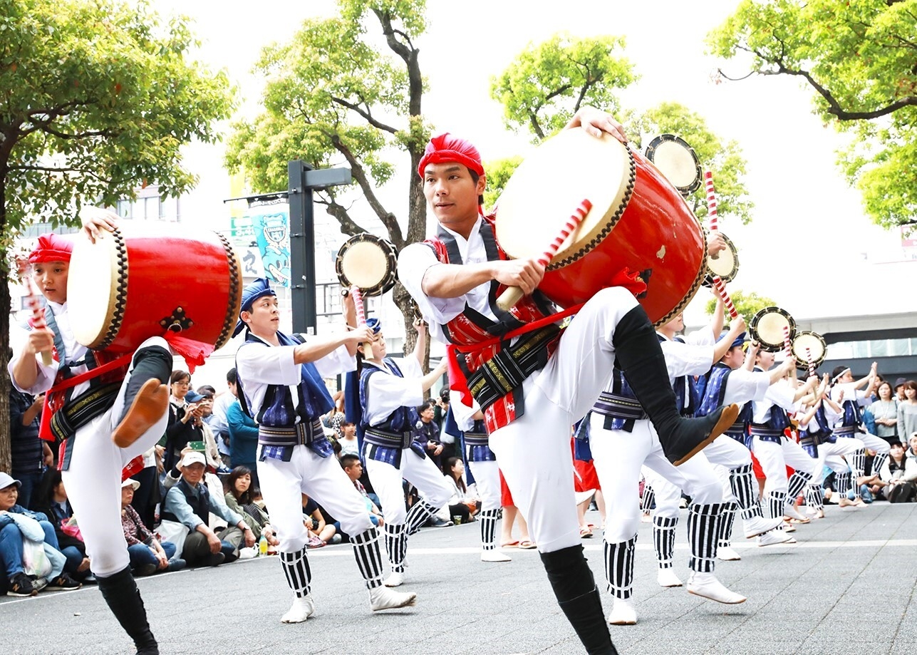 Okinawa art performance1