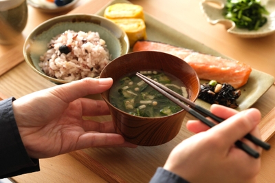 Y1QJK2Xx6xImkVbkx5jX.jpg?w=940&h=940