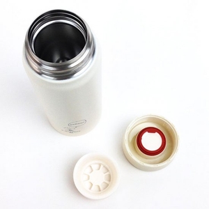 Y26l8LFc3IFpiDQAD58h.jpg?w=940&h=940