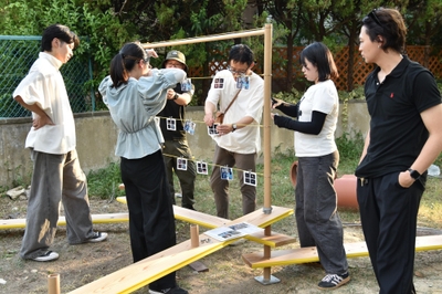 星の写真などを取り付ける