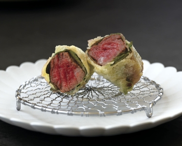 YFJkLoSl2o4dE5WqSSZ5.jpg?w=940&h=940