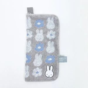 ミッフィーのどっとポーチ