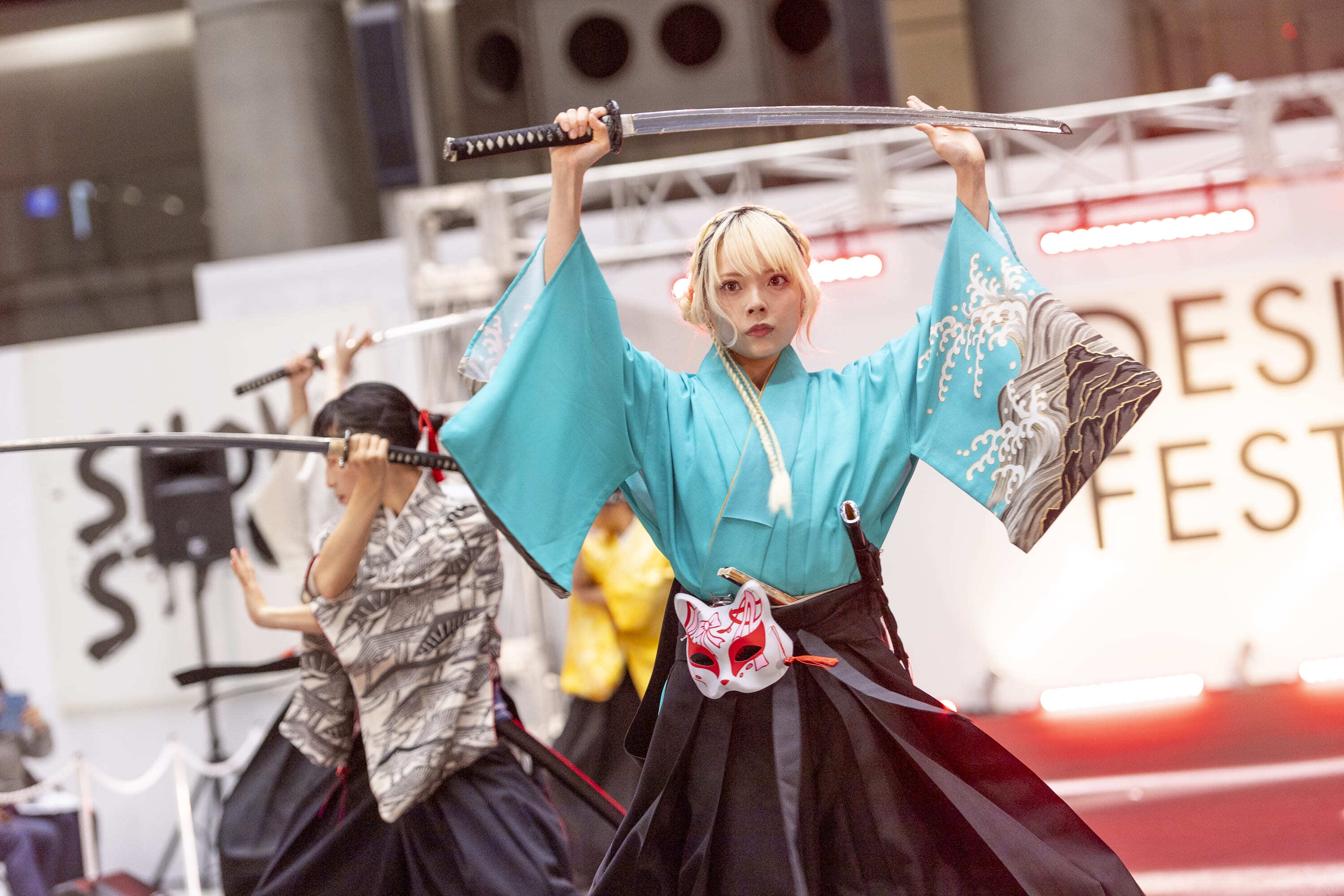 ショーステージ