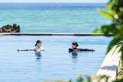 YN1jg6kfbIpokHM0UMpi.jpeg?w=940&h=940