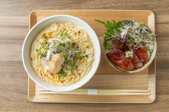 ピーナツ豆乳坦々麺セット