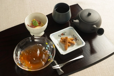 カフェ時間に楽しめる新メニューが登場！ モダン蕎麦割烹 『Oh-SOBAR』カフェメニュー8月1日より提供開始