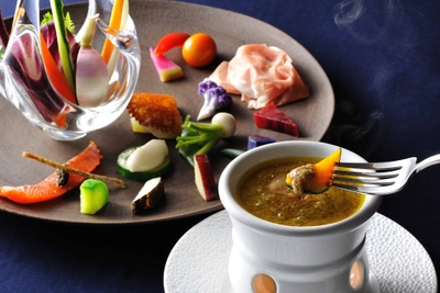 YTKdbgLaIHDp3RD6vKva.jpg?w=940&h=940