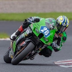 全日本ロードレース選手権JSB1000クラスに 「KRP三陽工業＆RS-ITOH」が継続参戦　 2024年チーム体制についてのお知らせ