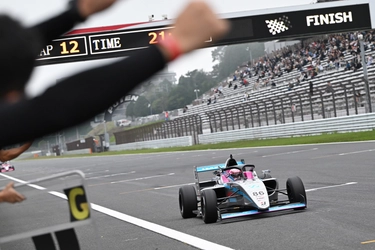 Rd.4を制した下野璃央が フォーミュラ導入初年度のシリーズチャンピオンに輝く
