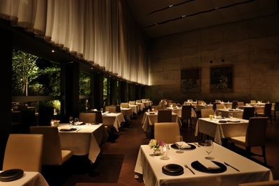 YYYhsQfyUA05esjOqiXL.jpg?w=940&h=940