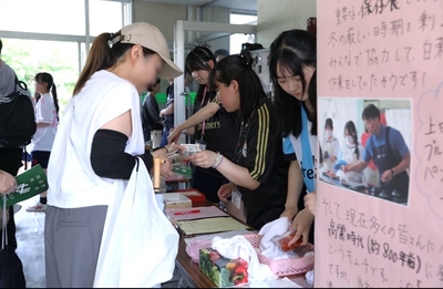 YZSD7coHXgANegvoNfrk.jpg?w=940&h=940