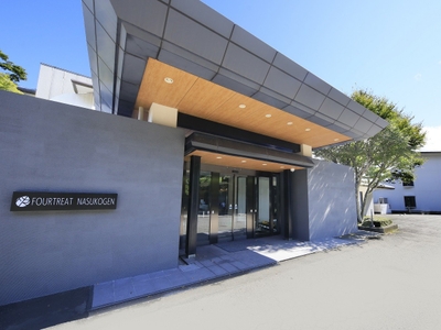 YaTKrmd6L0Au6jDMxVTt.jpg?w=940&h=940