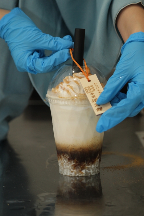 わらびもちドリンク　黒蜜きな粉