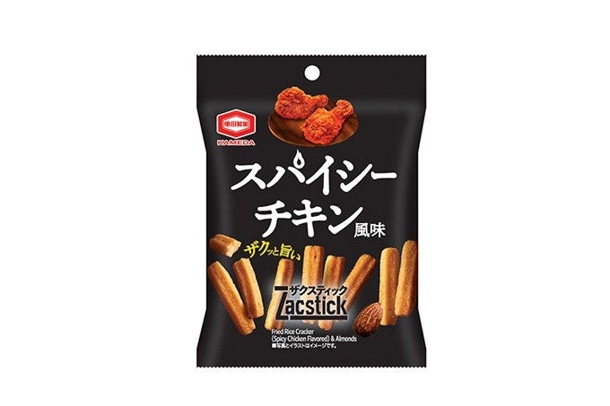 夏の爽やかなクラフトビールにぴったり！
噛むほど辛みと旨みが広がる、夏限定のスティックおつまみ
『ザクスティック スパイシーチキン風味』新発売