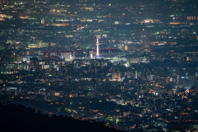 ▲比叡山から望む夜景(京都市街地)