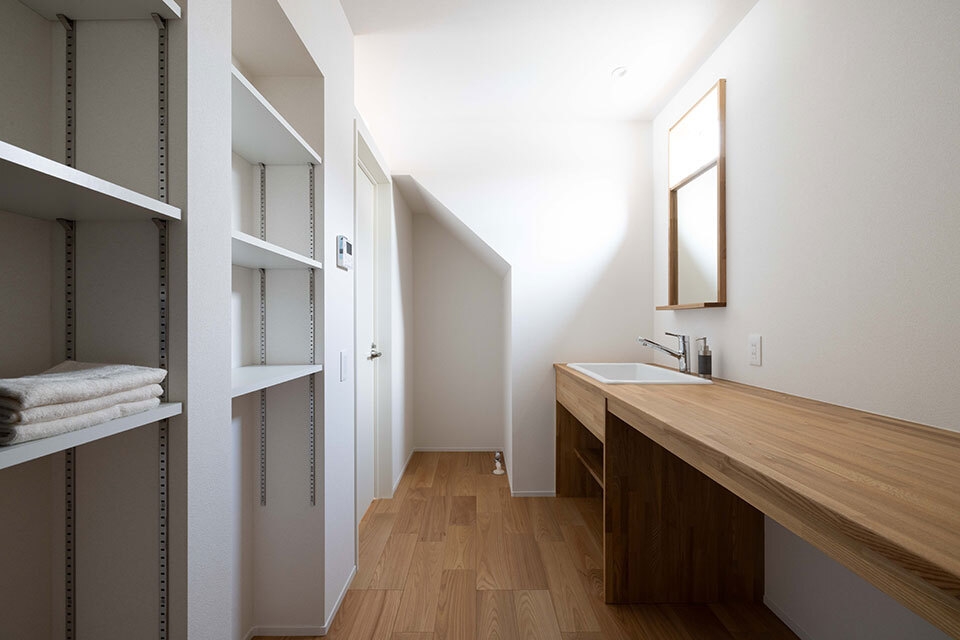 光と風のコンセプトハウス|洗う・干す・しまうが一つに