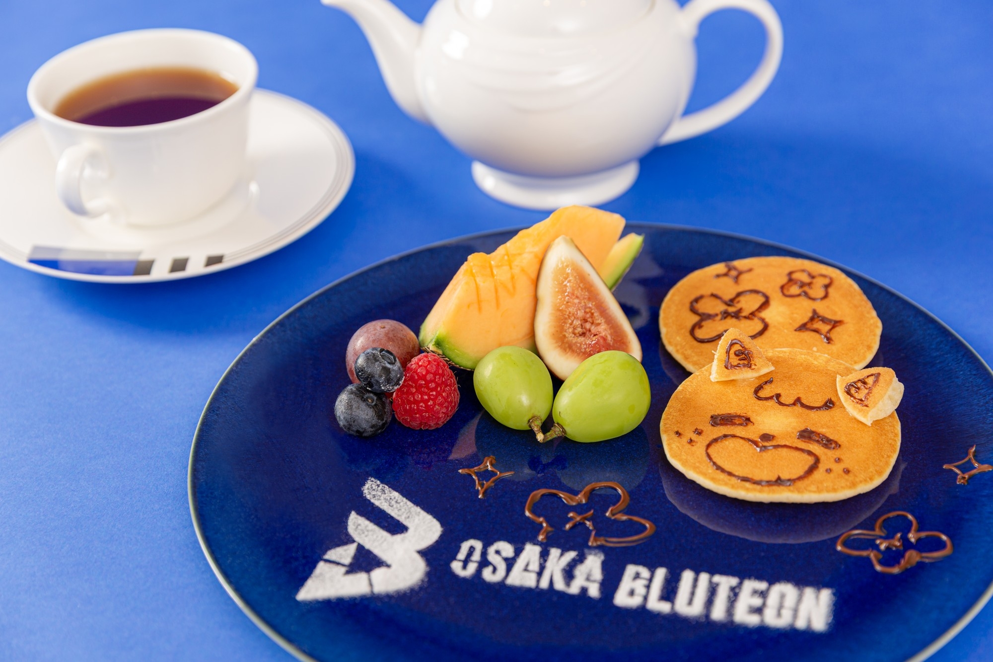 第一弾でご好評いただいた“Let‘s パピネス!”パンケーキを 第二弾でもお楽しみいただけます!