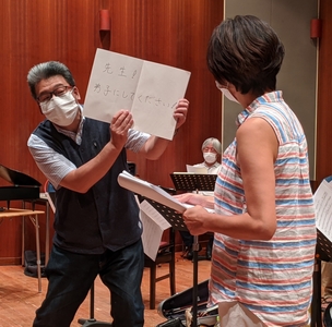 YjPHPV0WcaIzSRlOgIqV.jpg?w=940&h=940