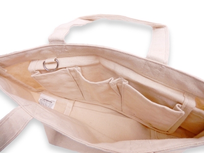 Yl6GAMoRLMAk1ZBUAe6e.jpg?w=940&h=940