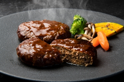 YnW8cw0VFsKD5lxrX2gl.jpg?w=940&h=940