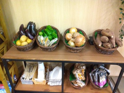 かご一杯詰め放題の野菜マルシェ（※内容は季節によって変わります。）