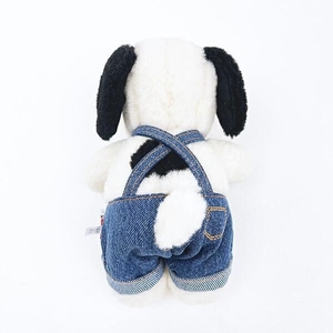 スヌーピーのカジュアルなコラボグッズ