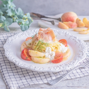 YuysyEsT8euZQdTgG6Hj.jpg?w=940&h=940