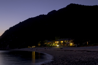 YvsDG2DxnC03jWkeRxDj.jpg?w=940&h=940