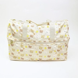 こんなに大きなバッグをコンパクトに収納して持ち歩けるなんて！リラックマの折りたたみボストンバッグ