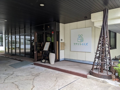 Z9i05QhUgRGabAxO6oMM.jpg?w=940&h=940