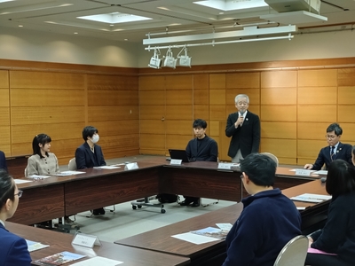 ZF10e7Mm24ZBnr02wa2E.jpg?w=940&h=940