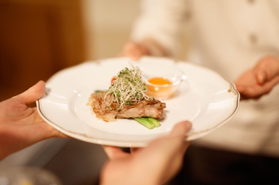 ZHYWXjF4Z5pKbAmGgW09.jpg?w=940&h=940