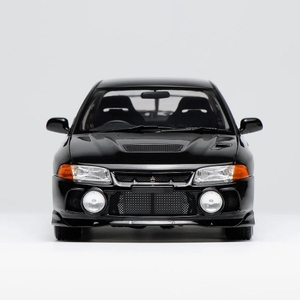 モーターヘリックス 1/18スケール M84002 三菱 Lancer Evolution IV ピレネーブラックパール