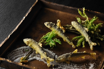 ZKUzJnP8bbJsaIYFiPl0.jpg?w=940&h=940