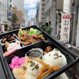 ZOJKqOh68if4OghxKVQG.jpeg?w=940&h=940