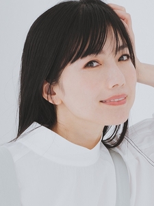 島谷ひとみ（歌手）