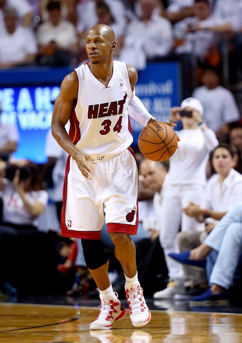 nba バスケサイン入りTシャツ レイアレン nba バスケサイン入りTシャツ レイアレン - メルカリ