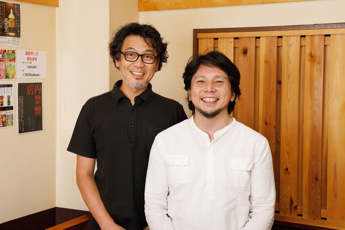 中野さん(左)とプロデューサー(右)