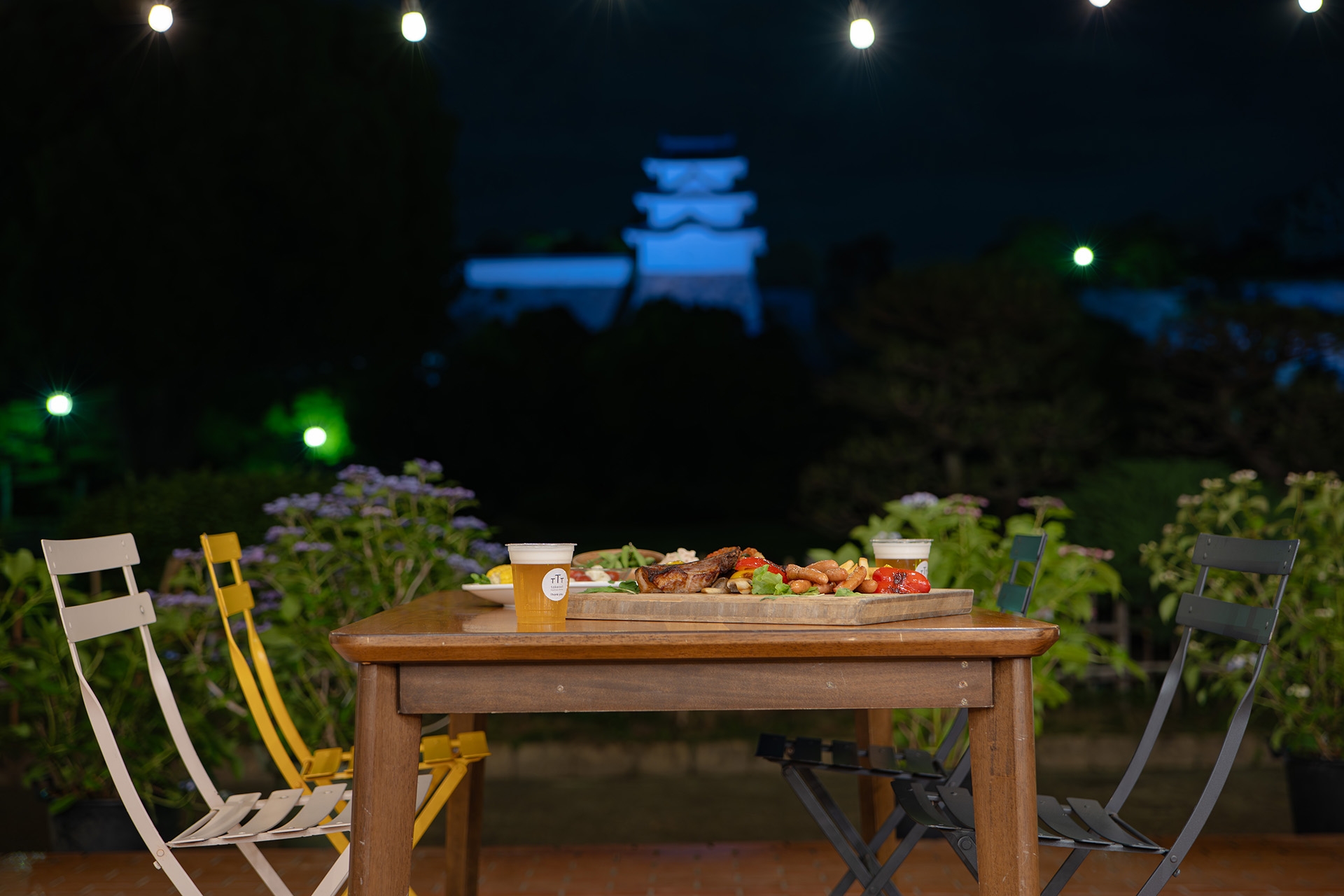 【BBQ&Co】歴史情緒あふれる明石公園のカフェ&レストラン「TTT」、夏の夜を彩るビアガーデン企画「Summer Garden」、6月1日からスタート!