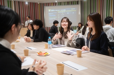 ZhG8TUFYiv4hRtCt93PU.jpg?w=940&h=940