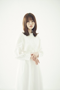 山崎 怜奈さん（タレント）