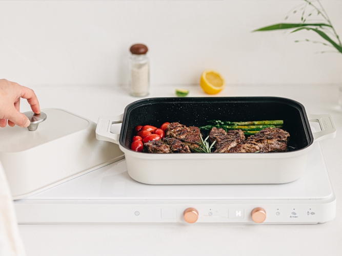 インテリアになじむやさしいアイボリーが使いやすい!