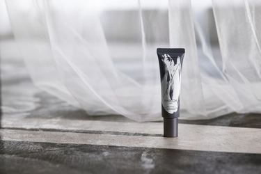 銀座ハリッチから“紫外線を味方に”する 日中用美容クリーム「Eki スキンベール プライマー」誕生