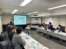 ZnYLvLnJSbYfShQwThoV.jpg?w=940&h=940