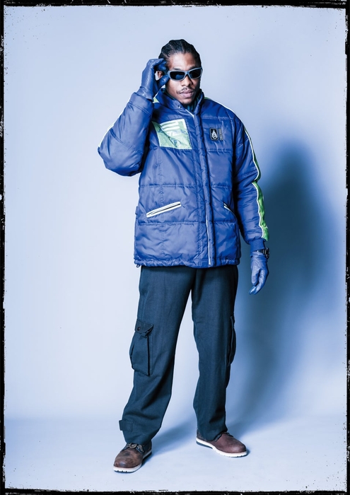 ベニー役:Aaron James McKenzie