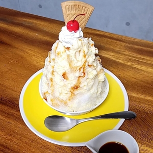 プリンアラモードのかき氷　