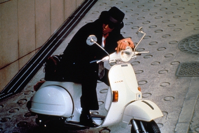 ©セントラル・アーツ