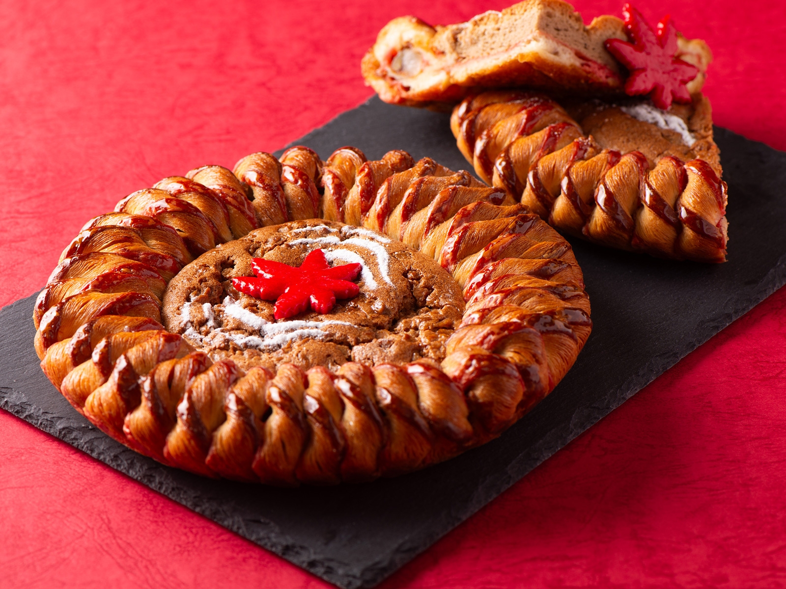 パン部門最優秀賞「楓紋(かもん) ~秋の訪れ~」石川 光治さん(東京製菓学校)